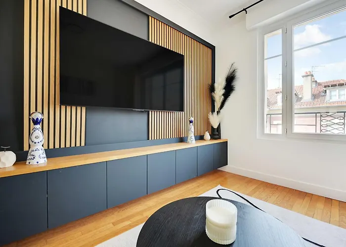 Modern - - 1br 4p * Saint-Mandé
